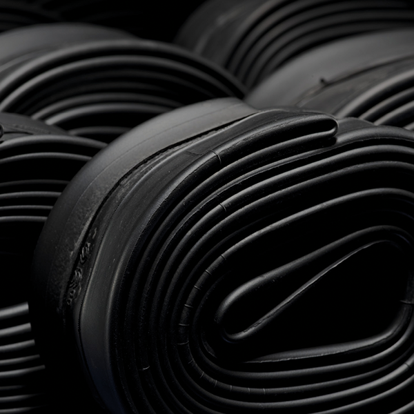 schwalbe puncture resistant tires
